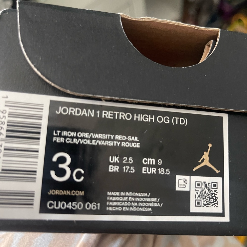 Jordan 1 retro high red
